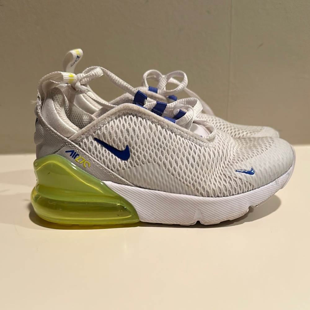 Nike White and Yellow Sneakers with Air Max Cushioning
